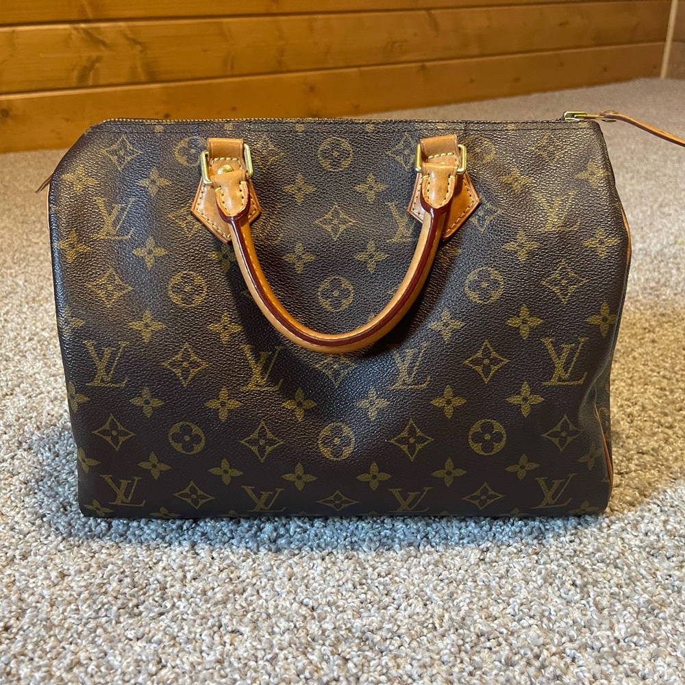 Louis Vuitton Monogram Speedy 30